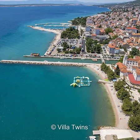 Zwillinge Crikvenica